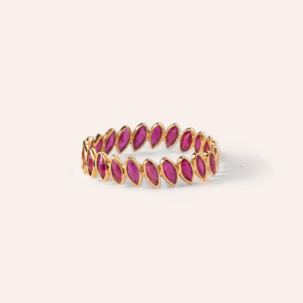 Elegant Multi Ruby Ring in 18k Gold, featuring a vibrant cluster of carefully set rubies that radiate passion and sophistication, perfect for elevating any outfit with a touch of timeless luxury.